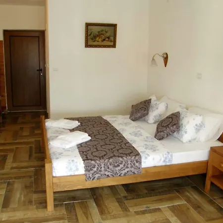 Scandic Premium Lakeview Проживание в семье Охрид